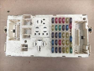 Fiat Stilo gyári, bontott biztosítéktábla 46778898