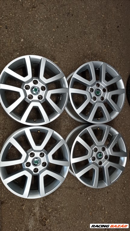  5x112 lyukosztású 7JJ 17" használt (gyári felni) alufelni 1. kép