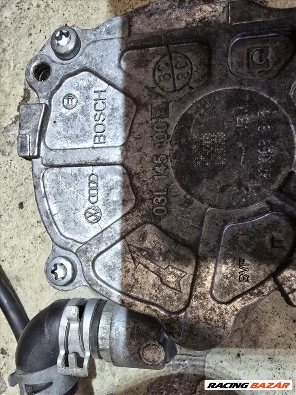 Audi A4 (B8 - 8K), Audi A5 (B8 - 8T), Audi A6 (C6 - 4F), Audi Q5 (8R) CAHA/CAGA vákumpumpa 03l145100 2. kép