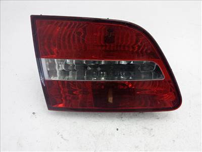 Fiat Stilo SW kombi 2001-2007 bal hátsó belső lámpa.<br />Betét nélkül 51717943