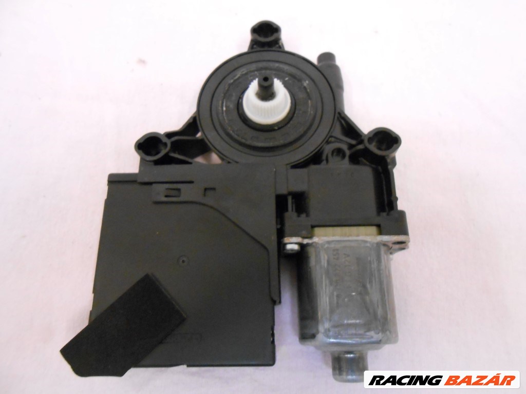 VW Passat B7, VW Passat B6, 3C Ablakemelő motor - elektronikával BAL első 3c0959701a 3c0959793a 2. kép