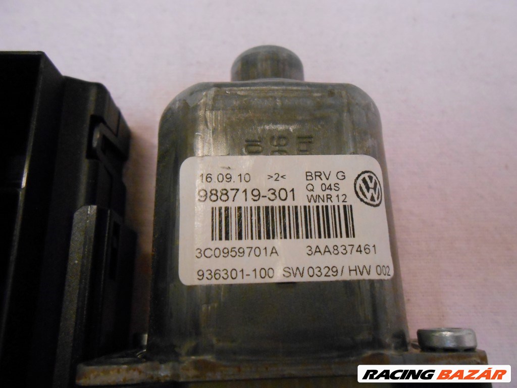 VW Passat B7, VW Passat B6, 3C Ablakemelő motor - elektronikával BAL első 3c0959701a 3c0959793a 3. kép