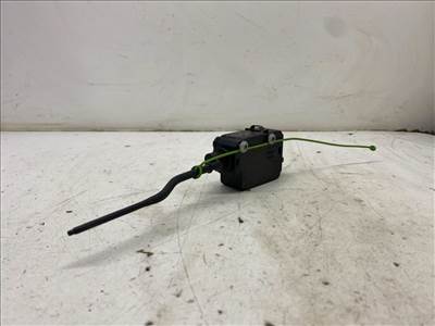 BMW 3 - IV (E46) 316 i Központizár Motor Tankajtó #20516# 8372240