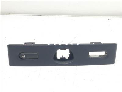 RENAULT CLIO II (BB0/1/2_/ CB0/1/2_) 1.4 16V (B/CB0P) Központizár kapcsoló #8810# 8200071224