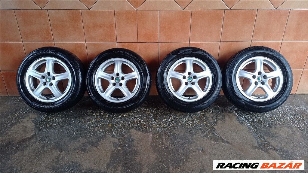 SKODA OCTAVIA 15" ALUFELNI NYÁRI 195/65R15 GUMIVAL OLCSÒN!!! 1. kép