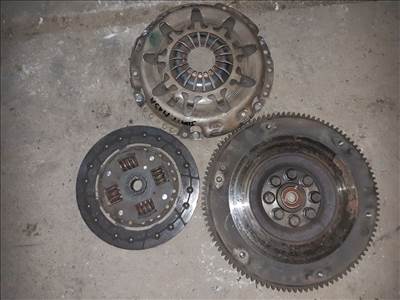 Suzuki Swift III 04-10 Kuplung Szett + Egytömegű Lendkerék