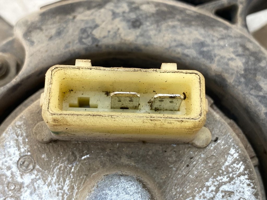 VW POLO (6N1) 45 1.0 Hűtőventilátor #27744# 6N0121209 4. kép