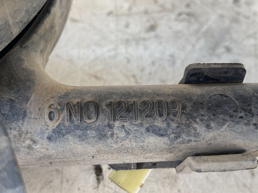 VW POLO (6N1) 45 1.0 Hűtőventilátor #27744# 6N0121209 6. kép