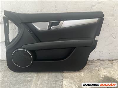 Mercedes C-osztály W204 ajtókárpit 