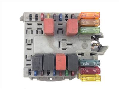 Gyári bontott biztosítékdoboz  Fiat Punto 1,2 8V  46766773