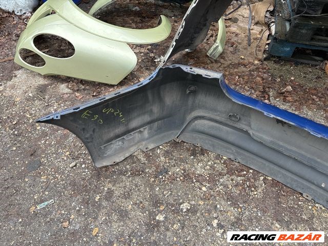 BMW 3 E90 Hátsó Lökhárító (Részeivel) 4. kép