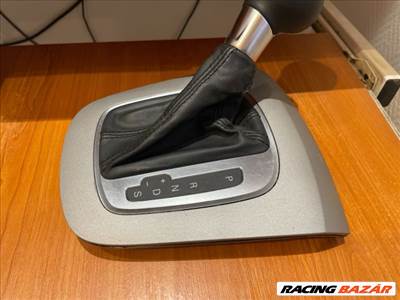 Audi Q3 (8U) AUDI Q3 Automata Váltókar 8u2713138 8u0864261