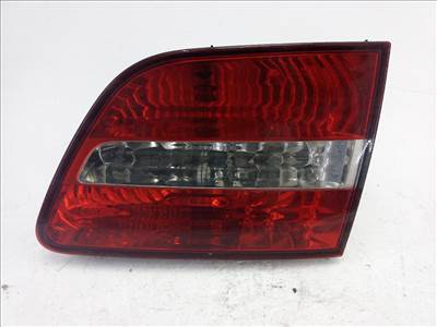 Fiat Stilo 2001-2007 SW/MW jobb hátsó belső lámpa.<br />Betét nélkül 51717942