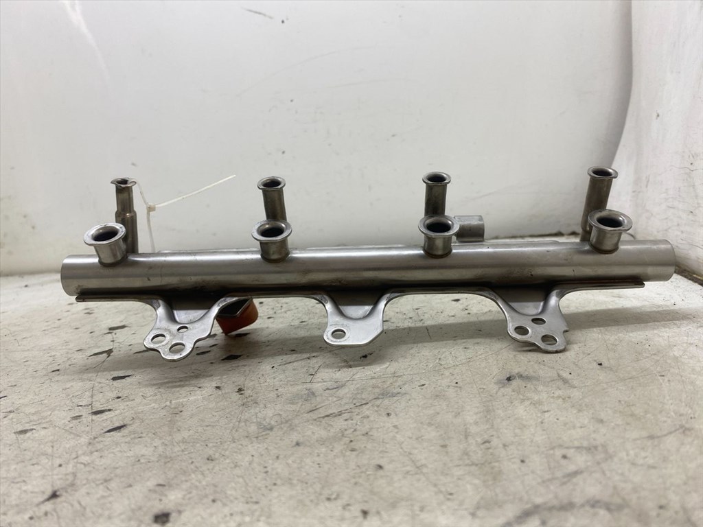 AUDI A4 IV (8K2/ B8) 1.8 TFSI Porlasztó Sor / Híd #28375# 06J133317M 4. kép