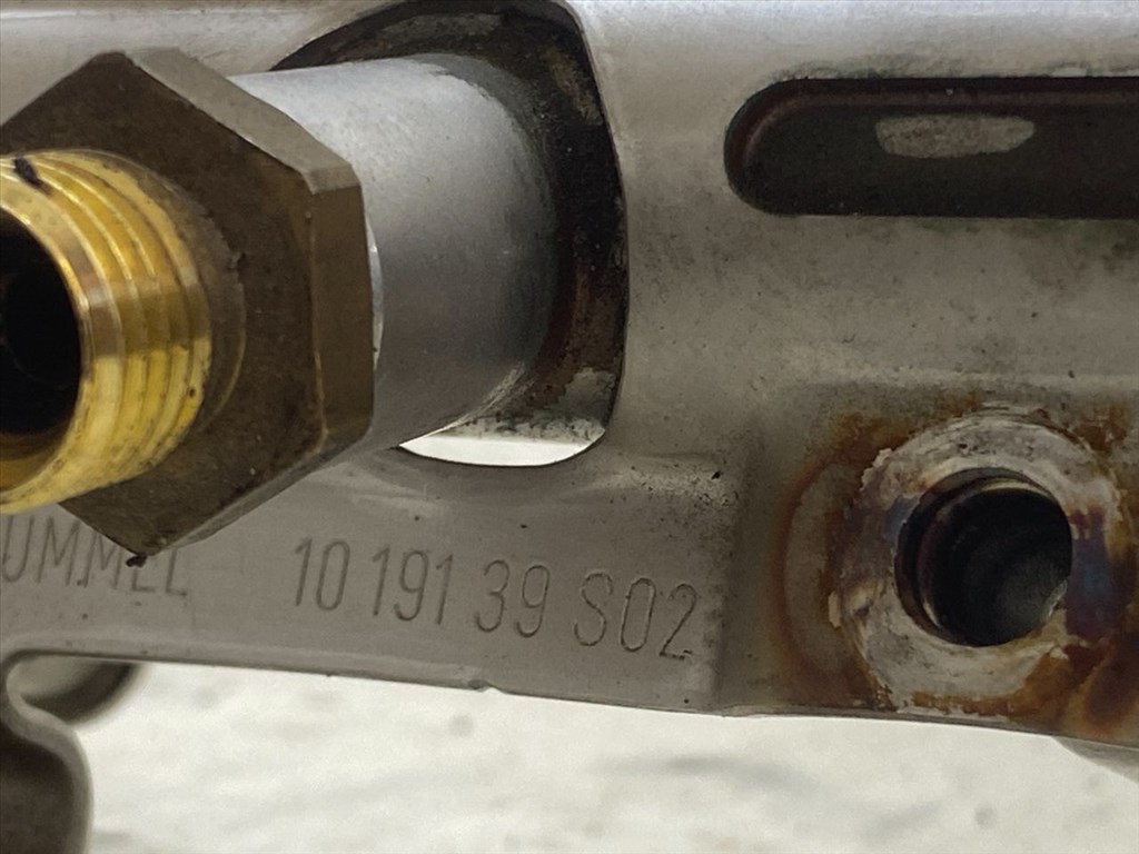 AUDI A4 IV (8K2/ B8) 1.8 TFSI Porlasztó Sor / Híd #28375# 06J133317M 8. kép