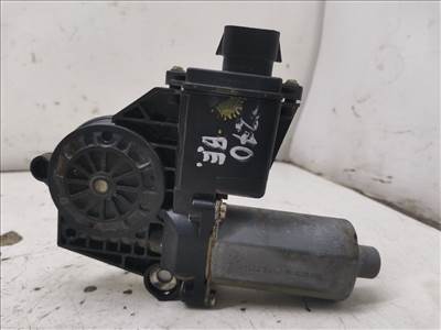 TOYOTA AVENSIS I (T220) 1.8 (ZZT221_) Bal első Ablakemelő Motor #30907# 0130821753