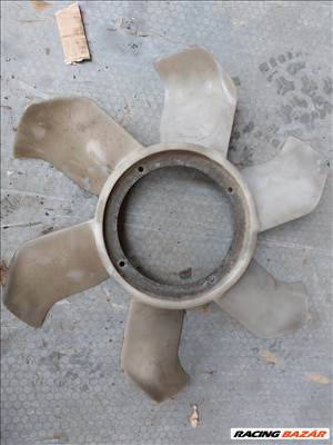 Mitsubishi Pajero 3.2 Did hűtőventilátor keret  me298542