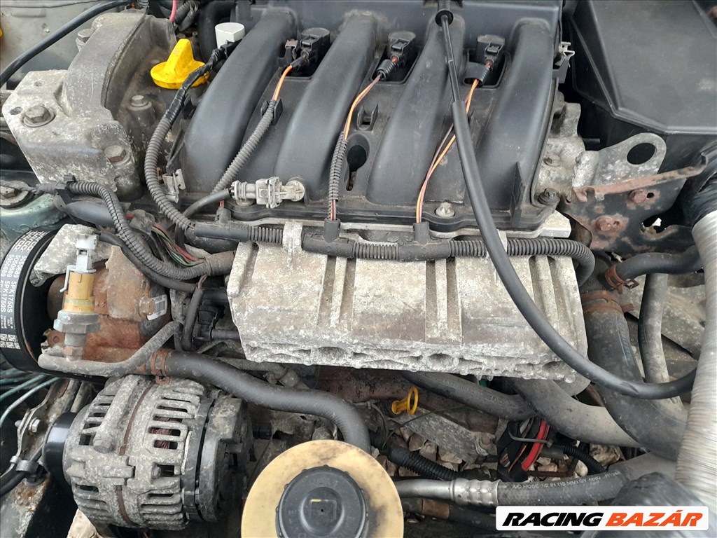 Renault Mégane I bontott alkatrészei  8. kép