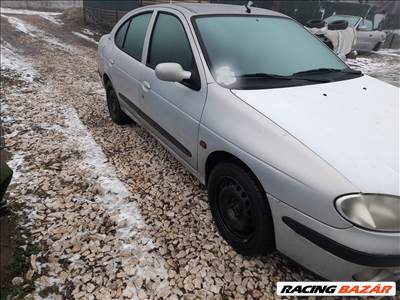 Renault Mégane I bontott alkatrészei 