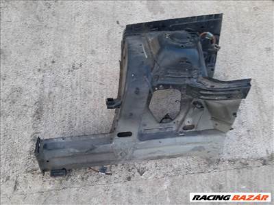 Land Rover Range Rover (3rd gen) jobb első negyed 305