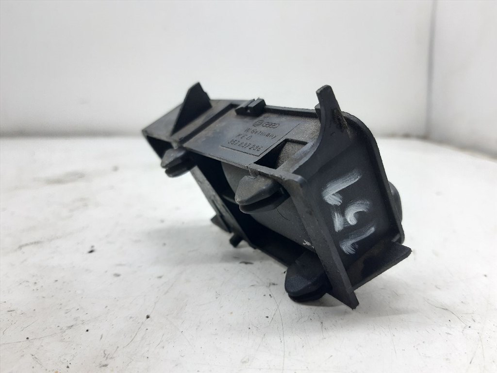 VW PASSAT Variant IV (3A5/ 35I) 2.0 16V Jobb első Belső Kilincs #17078# 357837236 5. kép