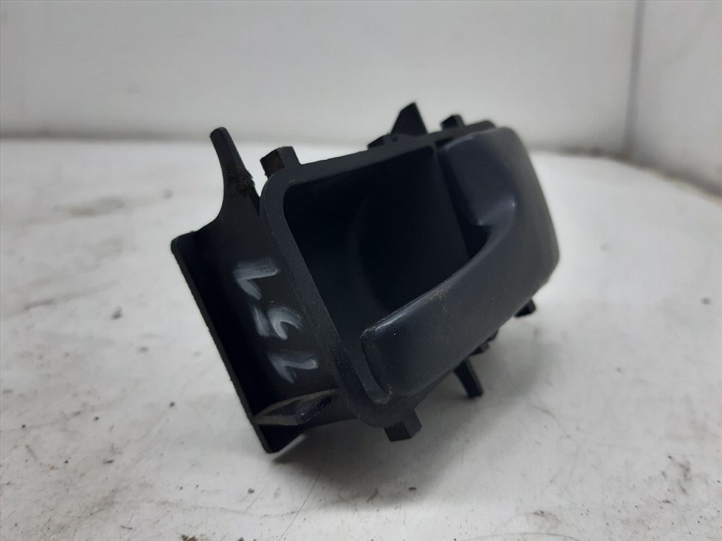 VW PASSAT Variant IV (3A5/ 35I) 2.0 16V Jobb első Belső Kilincs #17078# 357837236 6. kép