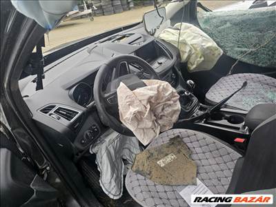 Ford Kuga Mk2 bontott alkatrészei