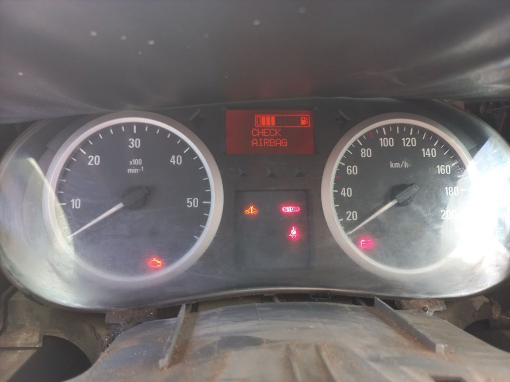 OPEL VIVARO (J7) 2.0 CDTI Kilométeróra #26840# P8201297596F 2. kép