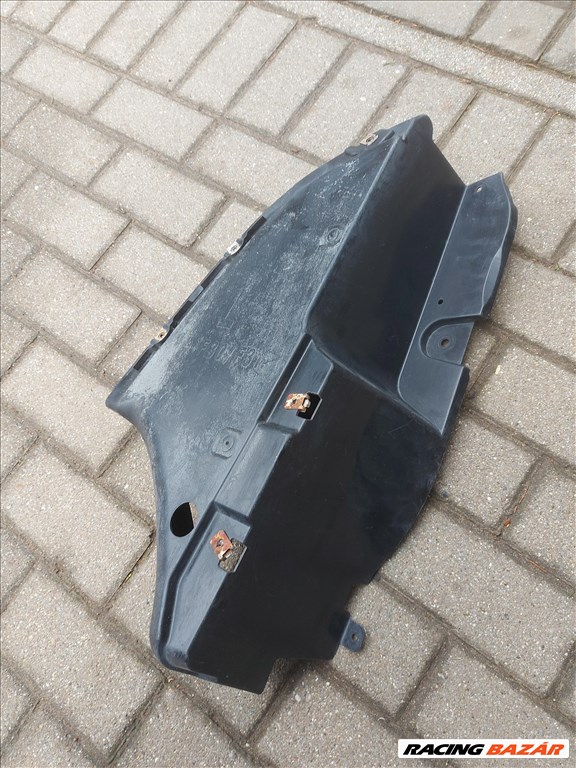 BMW 3-as sorozat F30, F31 hátsó fenéklemez burkolat, lökhárító alatti műanyag burkolat  51757258047 2. kép