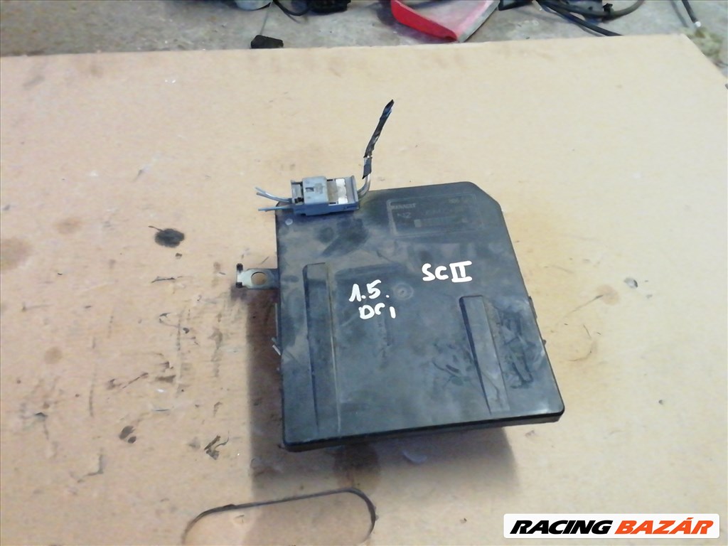 Renault Scénic II Külső biztosítéktábla  8200481866 1. kép