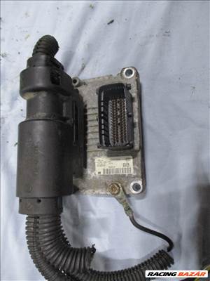 Opel Astra H 1.4 motorvezérlő elektronika 0261208396 55558787 Z14XEP