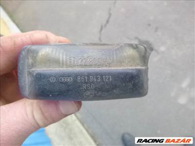 Volkswagen Polo II 861 943 121 számú rendszám lámpa  861943121