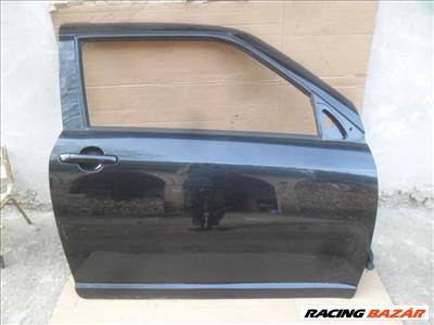 Suzuki Swift V jobb első ajtó /3 ajtós