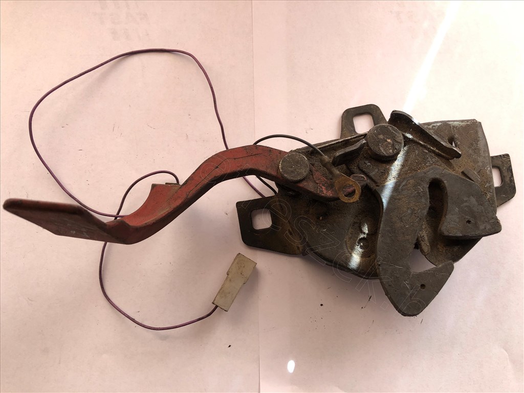 Géptető zár Alfa 147 ALFA ROMEO GT - Bontott Fiat 50507084 1. kép