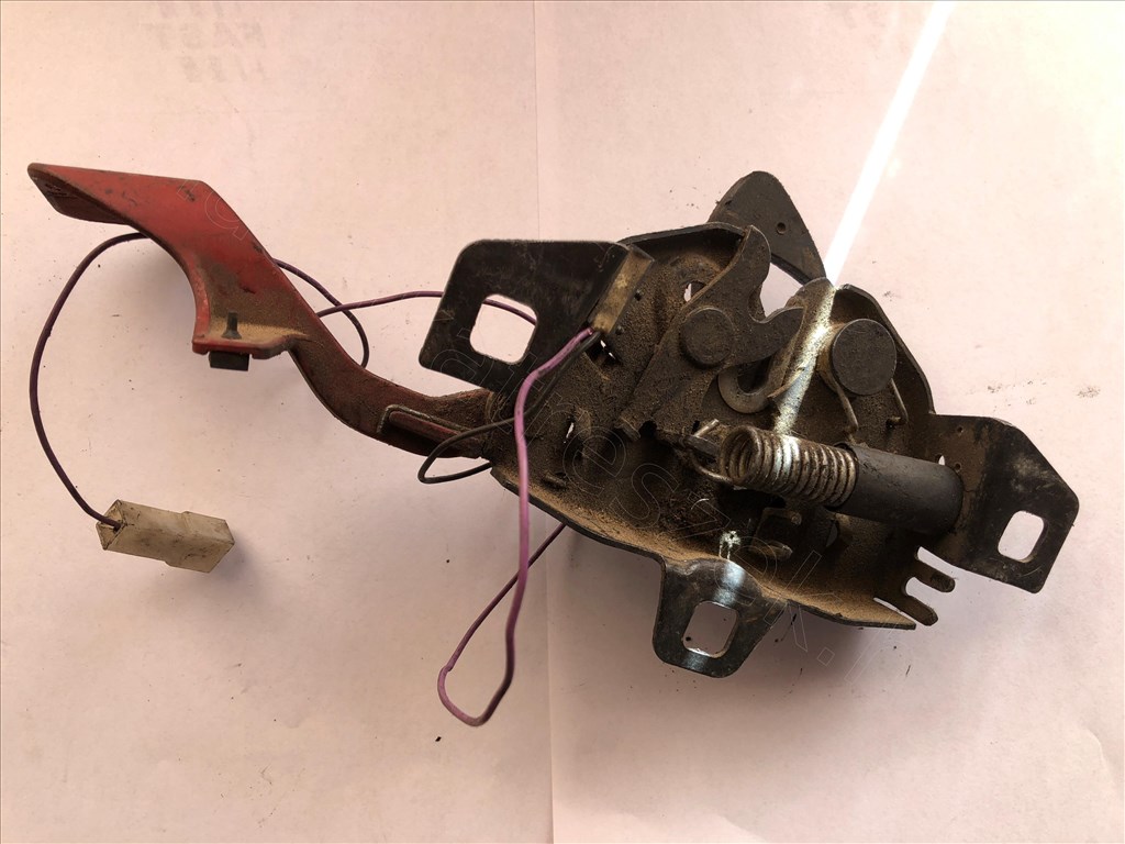 Géptető zár Alfa 147 ALFA ROMEO GT - Bontott Fiat 50507084 2. kép