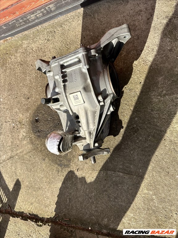 Mercedes E W213 W238 W205  hátsó difi 2.473 a2133502209 2. kép