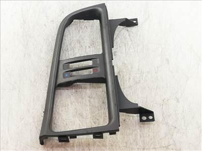 NISSAN PRIMERA Traveller (WP11) 2.0 TD Középső Szellőző Keret #4084# 682619F600