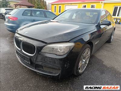 BMW 750 (F01/F02) bontott alkatrészei