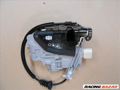 VW Passat B6,3C 2005-10, VW Passat B7 2010-14, Ajtó zárszerkezet JOBB első 3C1837016A