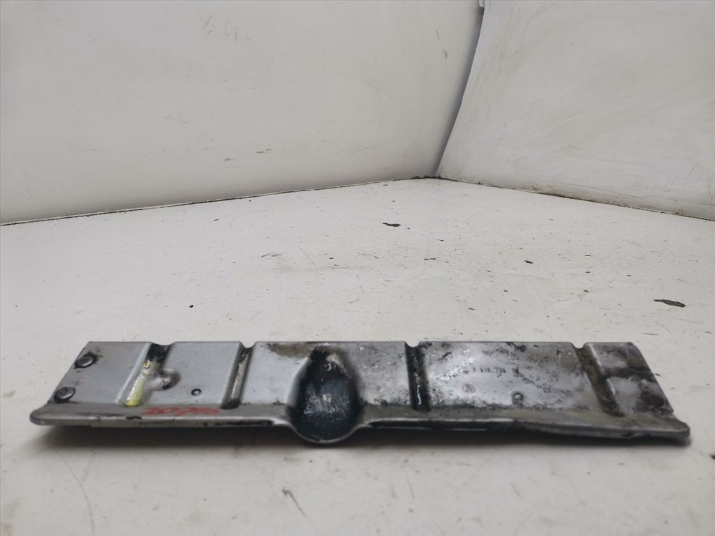 BMW 3 - IV (E46) 316 i Középső Kipufogó Dob Hővédő Lemez #20716# 1. kép