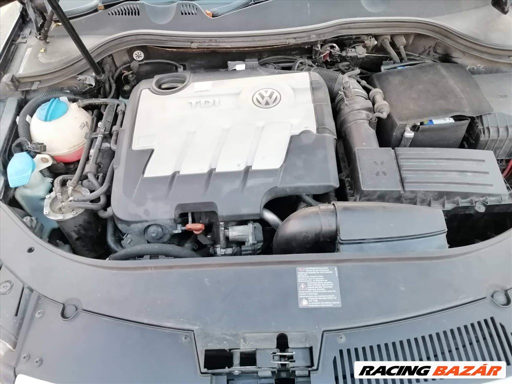 2.0 Cr tdi Cba motor, kns 6 sebességes váltó.  1. kép