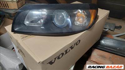 Volvo c30 bal első xenon fényszóró eladó.