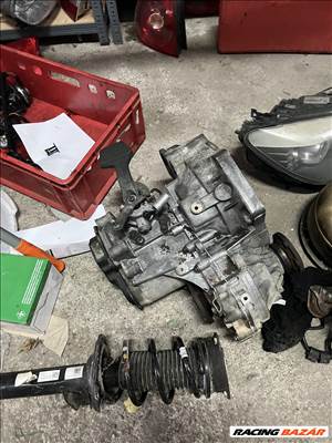 Volkswagen Caddy II 1.9 PDTDI váltó GQR Kódú