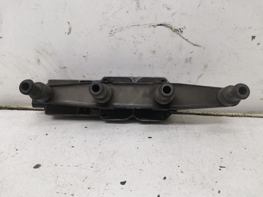 SKODA FABIA I (6Y2) 1.4 Gyújtótrafó #32494# 047905104A 9. kép