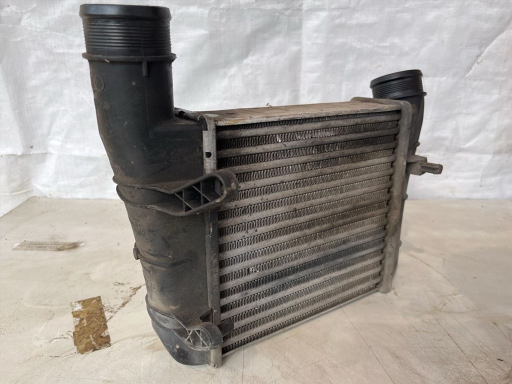 AUDI A4 Avant II (8E5/ B6) 1.9 TDI Intercooler #24868# 8E0145805S 3. kép