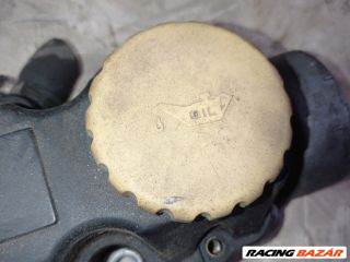 Opel Astra F Olajbeöntő Sapka *126980*
