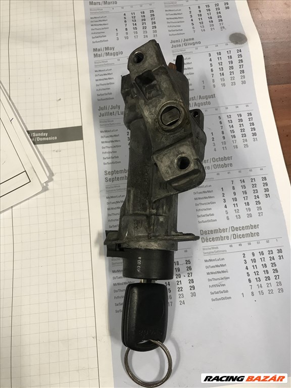 Skoda Octavia I gyújtáskapcsoló + kulcs 4b0905851c 2. kép