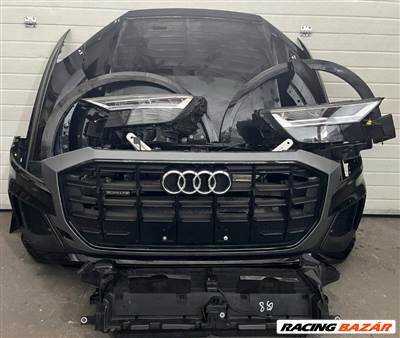 Audi Q8 hűtősor 