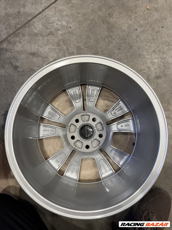 R17 5x112 Original Skoda Yeti 7J ET45 OE 5L0601025L gyári alufelnik felnik 17"  7. kép
