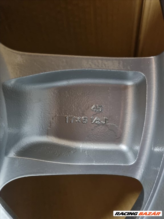  5x114.3 lyukosztású 6,5JJ 17" újszerű gyári Nissan alufelni 3. kép